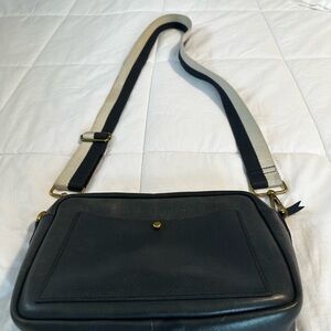 Madewell Navy blue camera Crossbody Bag with Adjustable Strap & extra strap